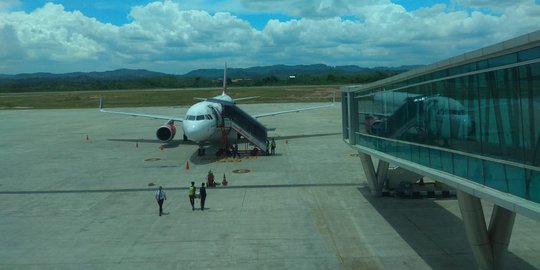 Aspal Taxiway Kembali Retak, Penerbangan di Bandara Samarinda Ditutup