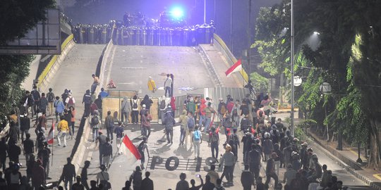 Survei LSI: Masyarakat Tak Percaya Demo Mahasiswa Ditunggangi Kelompok Anti Jokowi