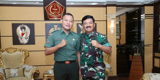 Anggota TNI Berpangkat Kopda Kuasai Tujuh Bahasa Asing