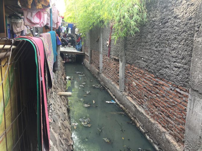 warga gang sekretaris harap pemerintah buatkan septictank dan penataan kampung