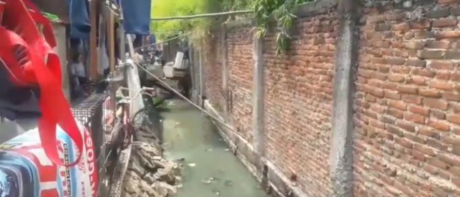 warga gang sekretaris harap pemerintah buatkan septictank dan penataan kampung