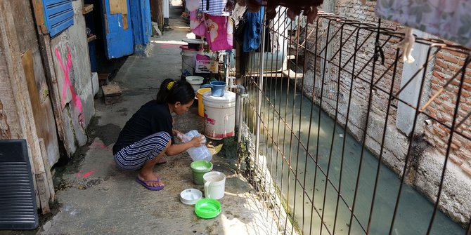 Potret Warga Tanjung Duren Hidup di Lingkungan Tak Sehat Tanpa Septic Tank