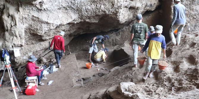 Tim Arkeolog Temukan Berbagai Peralatan dari Tulang Zaman Purba di Ponorogo