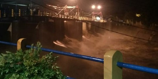 Hujan Deras di Bogor, Bendungan Katulampa Siaga 3