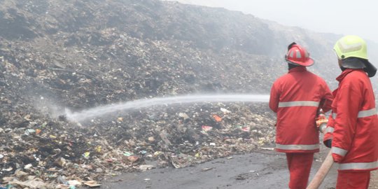 Ada Kebakaran, Pembangunan Pembangkit Listrik di TPA Putri Cempo Terus Berlanjut