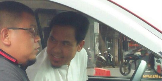 Diperiksa Polisi, Munarman Dicecar 18 Pertanyaan atas Kasus Ninoy Karundeng