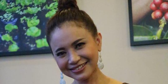 Blak Blakan Rossa Soal Rencana Menikah Lagi Ungkap Waktu Hingga Kriteria Calon Suami Merdeka Com