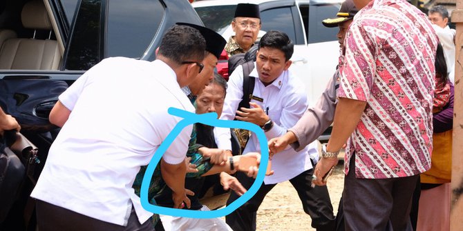 Inilah Harga Pisau yang Digunakan Pelaku Penusukan Menko Wiranto