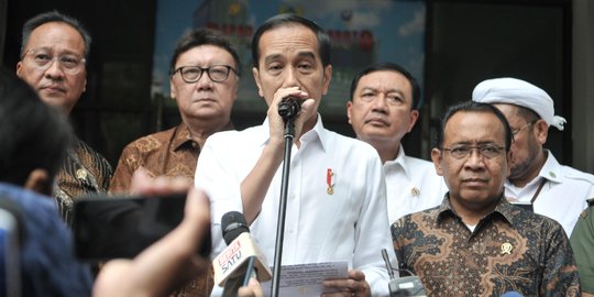 Wiranto Ditusuk, Jokowi Minta Kapolri Tingkatkan Pengamanan Pejabat