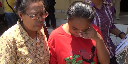 Rekonstruksi Kasus, Ibu Kandung Pembunuh Balita Kembar di Kupang Peragakan 25 Adegan