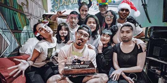 Ultah ke-37, Denny Sumargo Minta Diucapkan Selamat oleh Presiden Jokowi
