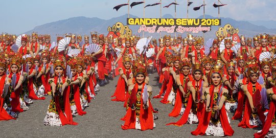 Festival Gandrung Sewu Dihadiri Ribuan Orang