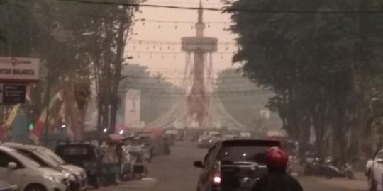 Kota Jambi Kembali Dikepung Kabut Asap Minggu Pagi