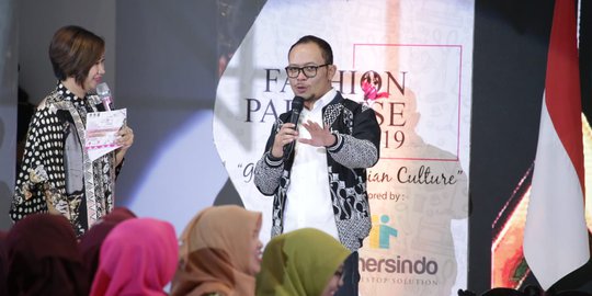 Menaker Buka Fashion Paradise 2019 di BBPLK Semarang