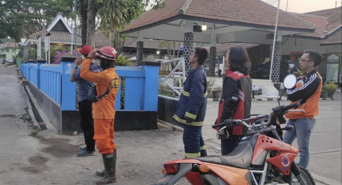 kebakaran jalur pendakian gunung cikuray