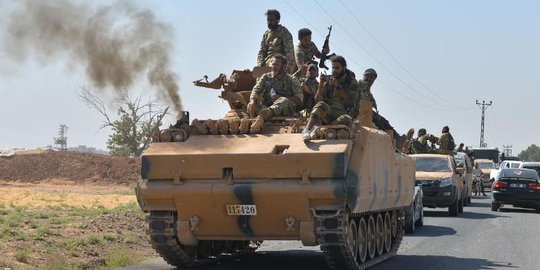 Pasukan Suriah Bergerak ke Utara, Bersiap Hadapi Tentara Turki di Perbatasan