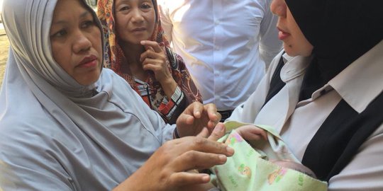 Remaja di Makassar Temukan Bayi saat Hendak Beli Pulsa Handphone