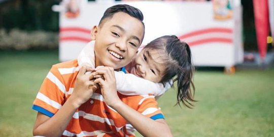12 potret kebersamaan betrand peto dan thalia putri onsu, menggemaskan!
