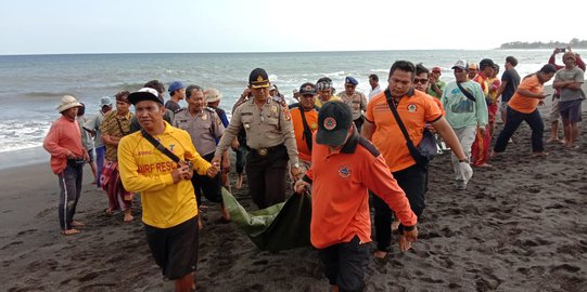 Warga Temukan Mayat Mahasiswa di Pantai Siyut Gianyar Bali