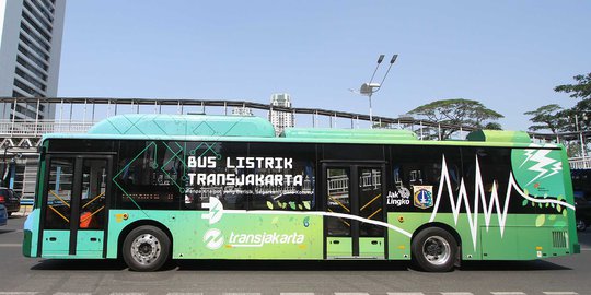 2 Tahun Pimpin Jakarta, Anies Klaim Berhasil Tingkatkan Pengguna Transportasi Umum