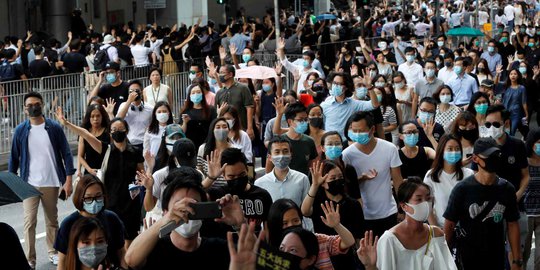 DPR AS Sahkan Undang-Undang Dukung Demonstran Hong Kong