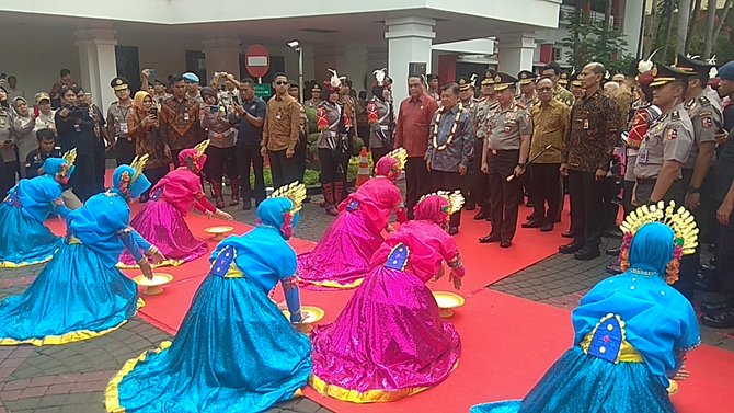 tarian tanah kelahiran antar jk purna tugas sebagai wapres