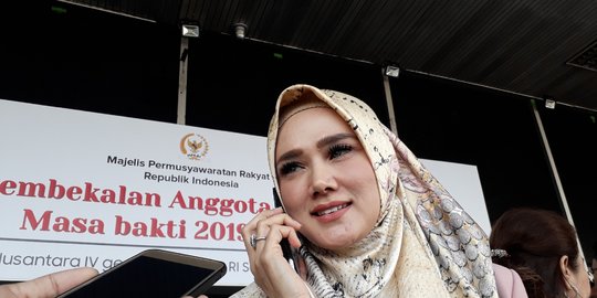 Heboh Kacamata Gucci Hingga Diingatkan KPK, Mulan Jameela Mengaku Salah Input