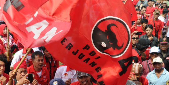 PDIP: Tidak Boleh Menteri Dilantik Kibarkan Bendera Capres 2024