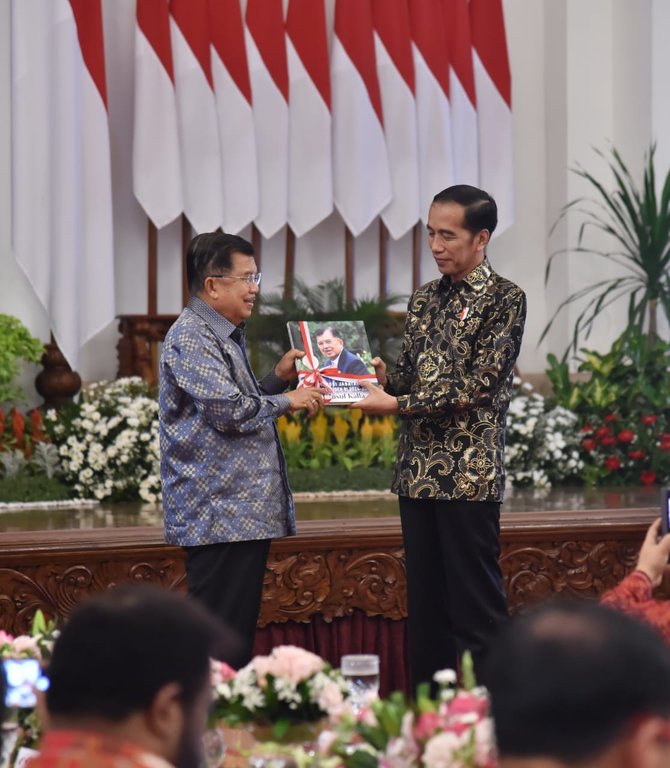 suasana perpisahan kabinet kerja jokowi jk