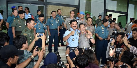 karnavian dan panglima tni marsekal hadi tjahjanto rev1