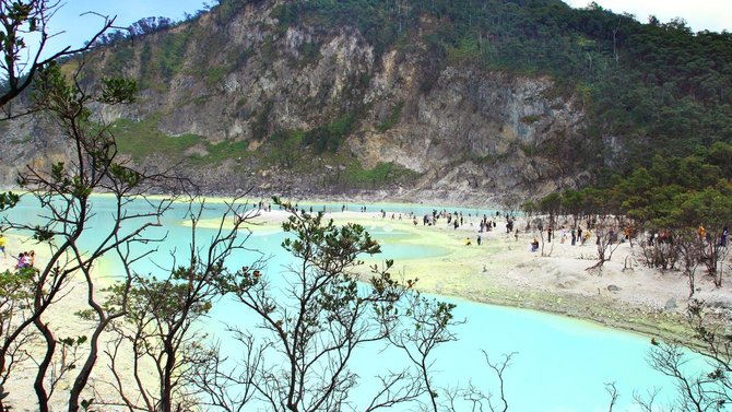 kawah putih ciwidey