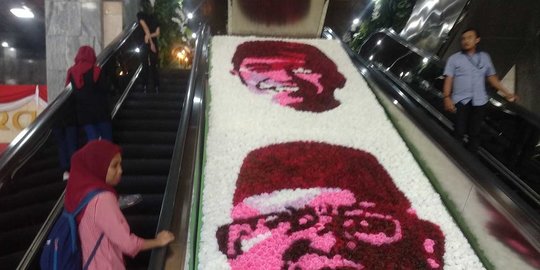 bergambar jokowi maruf rev1