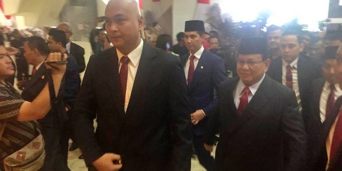Ketua MPR Bacakan Pantun 'Nasi Goreng Ibu Mega' untuk Prabowo