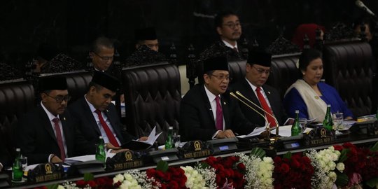 Ketua MPR Sampaikan Pantun Penghormatan JK dalam Bahasa Bugis