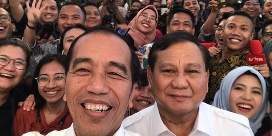 Ini Momen Persahabatan Jokowi & Prabowo Saat Pelantikan Presiden 2014 & 2019