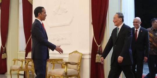 Sudah Purna Tugas, Retno Marsudi Masih Dampingi Jokowi Terima Tamu Negara