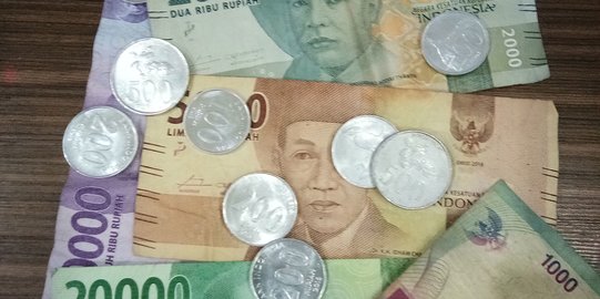 Sehari Usai Pelantikan Presiden 2019, Rupiah Dibuka Stabil di Rp14.127 per USD