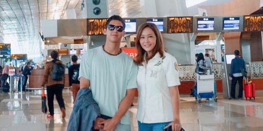 unggah video perpisahan al dengan teman temannya di bandara rev1