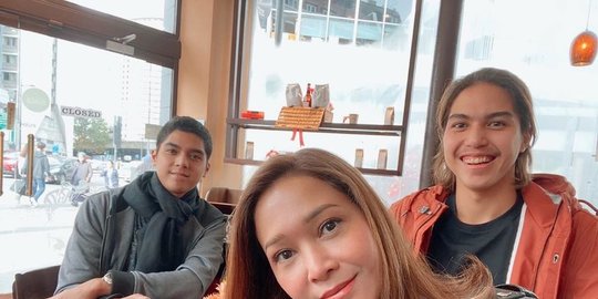 di london bersama el rumi rev1