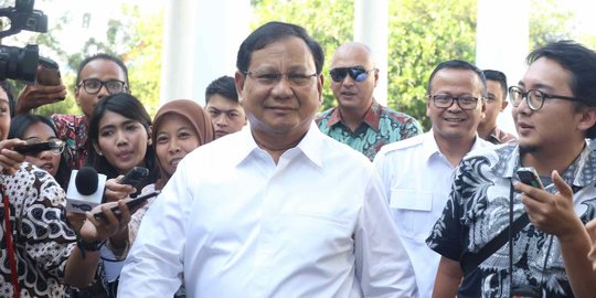 Prabowo: Saya Diminta Membantu Jokowi di Bidang Pertahanan