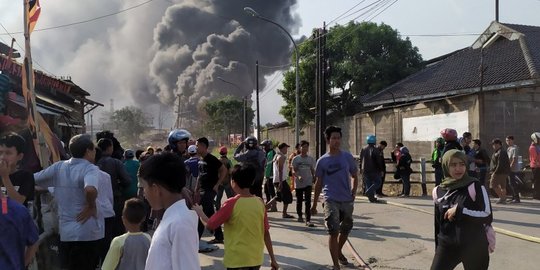 Terdengar 2 Kali Ledakan dari Lokasi Kebakaran Pipa Pertamina