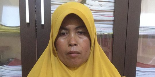 Terdesak Masalah Ekonomi, Wanita Paruh Baya di Rokan Hilir Jadi Pengedar Sabu