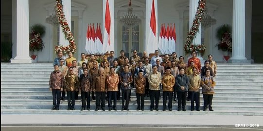 Inilah Wajah Lama dan Baru Menteri di Kabinet Jokowi