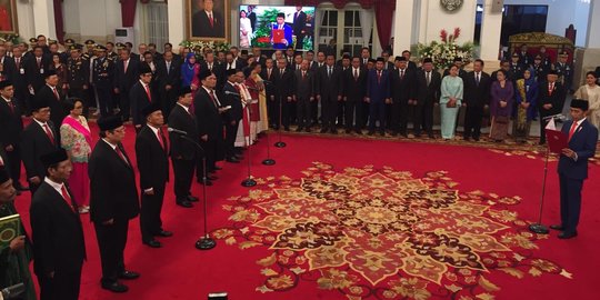 Presiden Jokowi Pimpin Pengambilan Sumpah Menteri Kabinet Indonesia Maju
