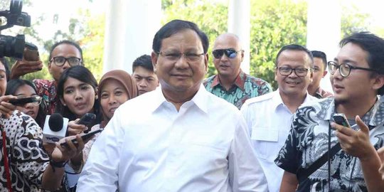disebut lagi menteri keuangan tapi menteri pencetak utang