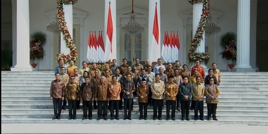 Dilantik Jokowi, Prabowo-Nadiem jadi Omongan Netizen