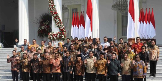 Para Tokoh Ini Menolak Tawaran Jadi Menteri Jokowi, Sampai Ada yang Minta Ampun