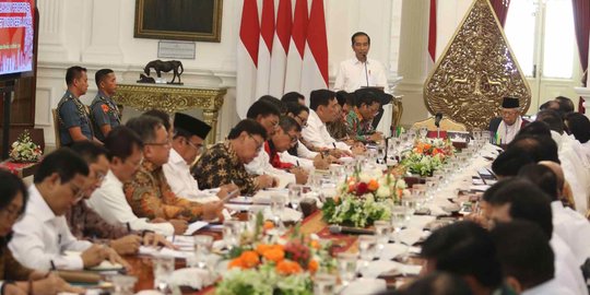 Catat, Lima Pesan Tegas Jokowi ke Menteri saat Rapat Perdana