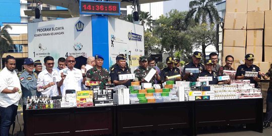 Negara Rugi Rp5,8 Miliar Akibat Peredaran Rokok Elektrik dan Minuman Keras Ilegal