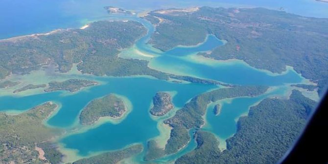 Teluk Mulut Seribu Di Rote Ndao Mirip Raja Ampat Dan Habitat